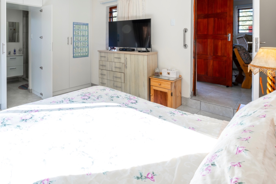 3 Bedroom Property for Sale in Heatherlands Western Cape